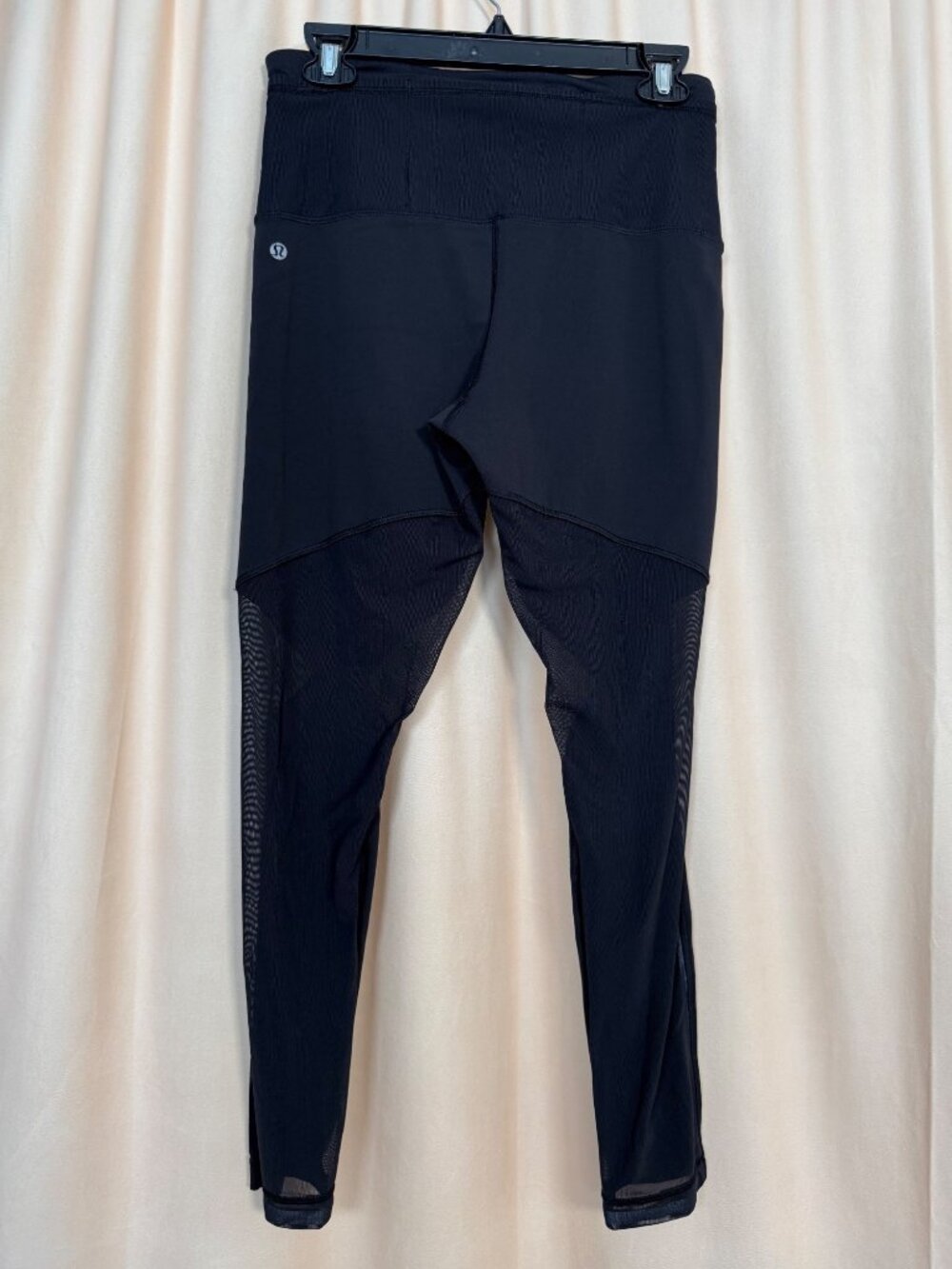 Lululemon Black Mesh Detail Leggings Womens Size 8 High-Waist Activewear